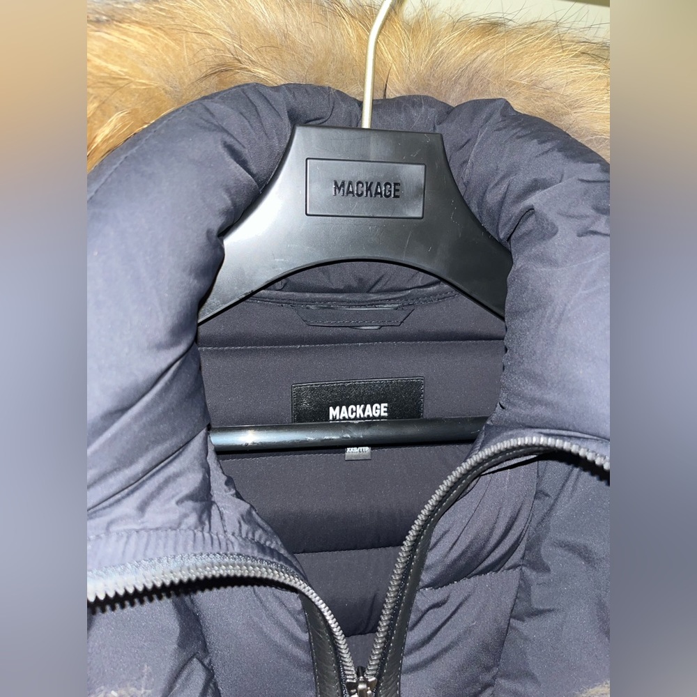 BRAND NEW Mackage Jacket - Picture 3 of 6